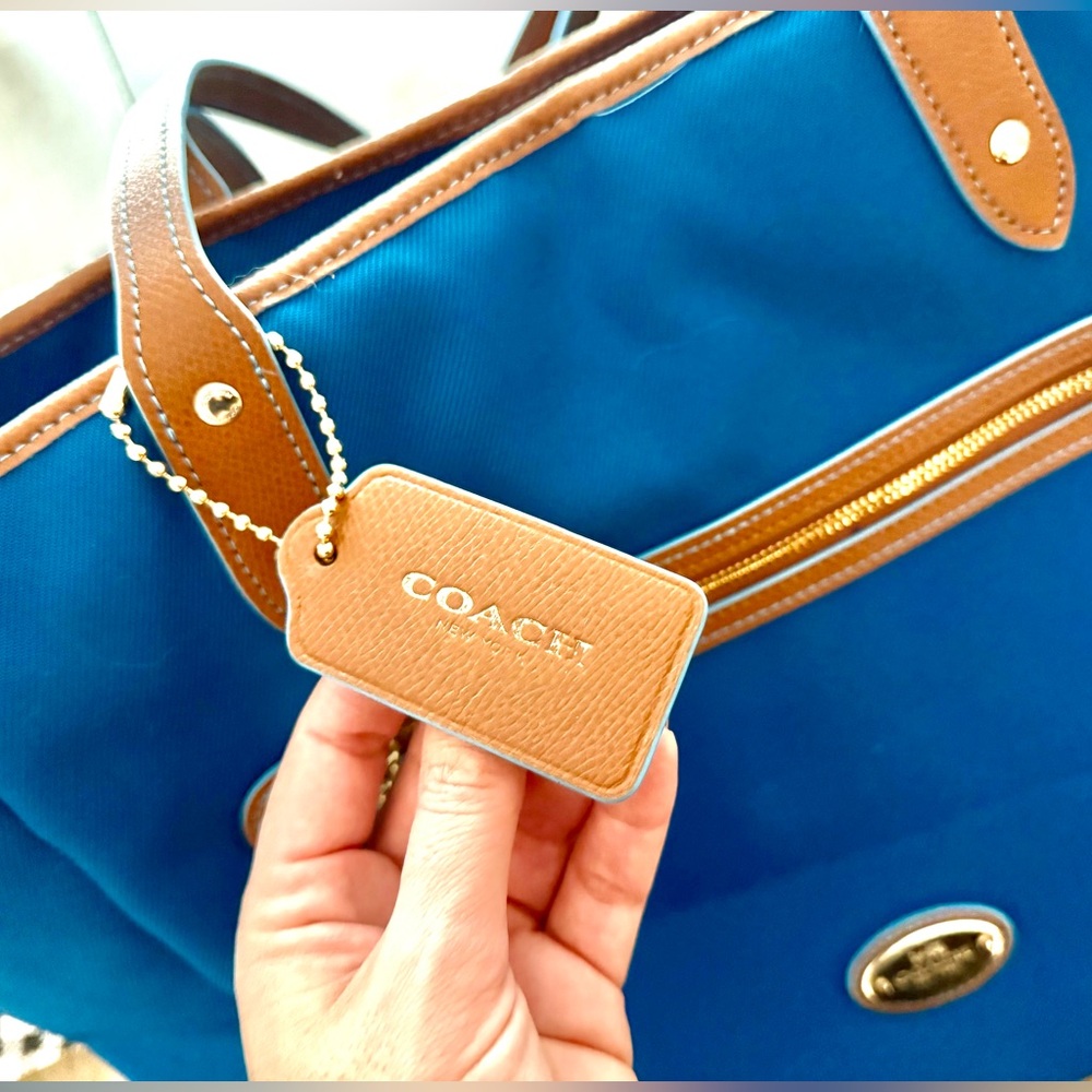 Coach Sawyer Signature Mineral Blue Diaper Bag - Maturnity - Picture 5 of 14